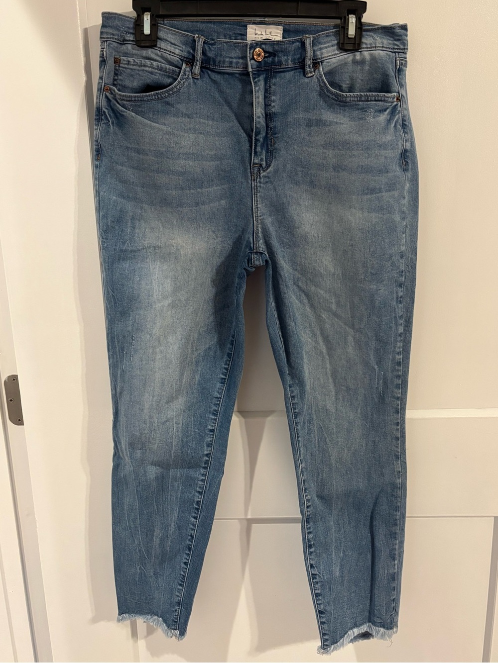 Nicole Miller Light Blue High-Rise Ankle Jeans